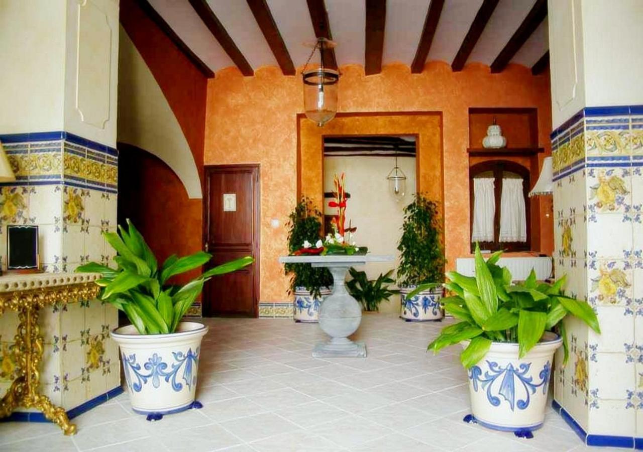 Hotel El Capricho Beniali (Adults Only) อาลิกันเต ภายนอก รูปภาพ